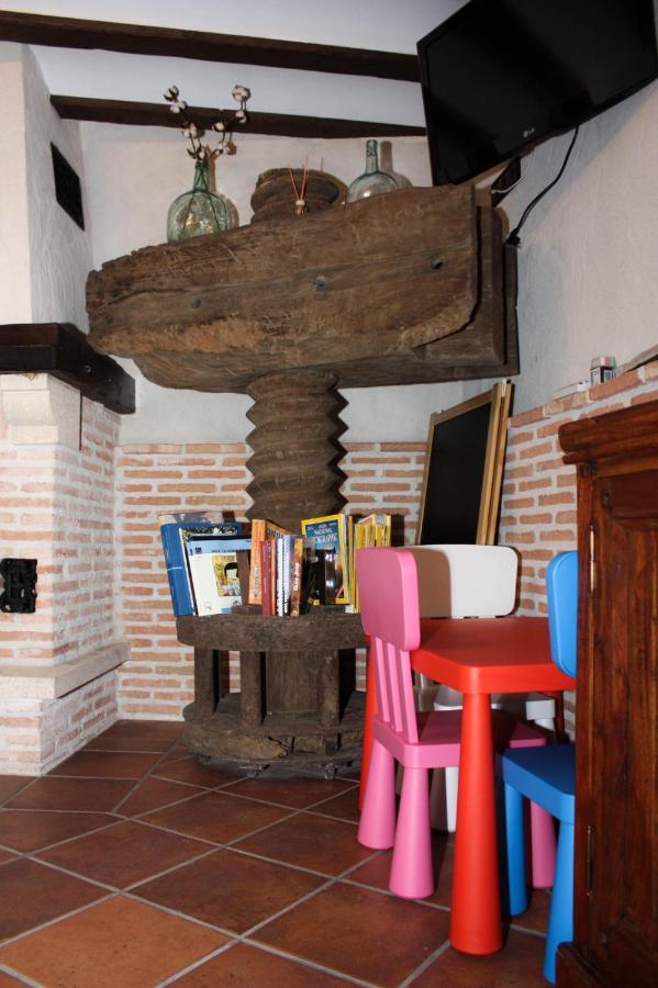 Casa Rural La Bodega, Ofrece Cata De Vino Gratis Horche Bagian luar foto