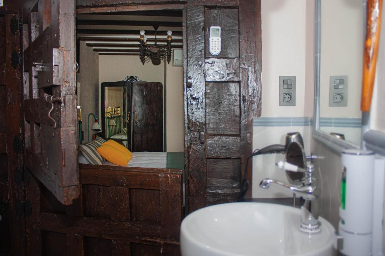Casa Rural La Bodega, Ofrece Cata De Vino Gratis Horche Bagian luar foto