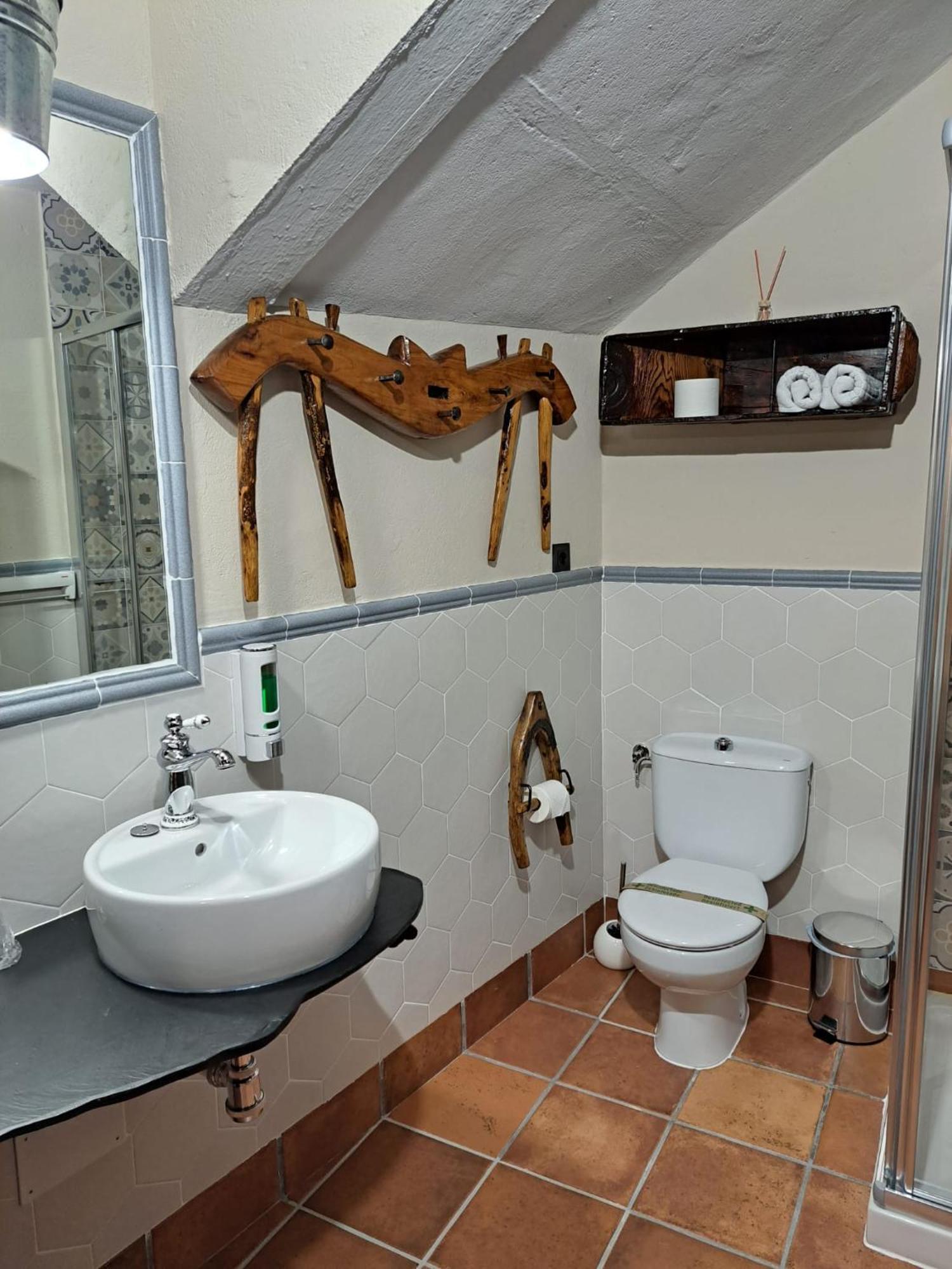 Casa Rural La Bodega, Ofrece Cata De Vino Gratis Horche Bagian luar foto
