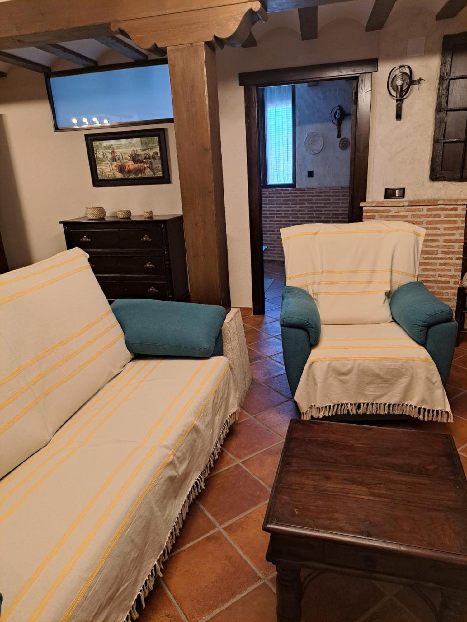 Casa Rural La Bodega, Ofrece Cata De Vino Gratis Horche Bagian luar foto