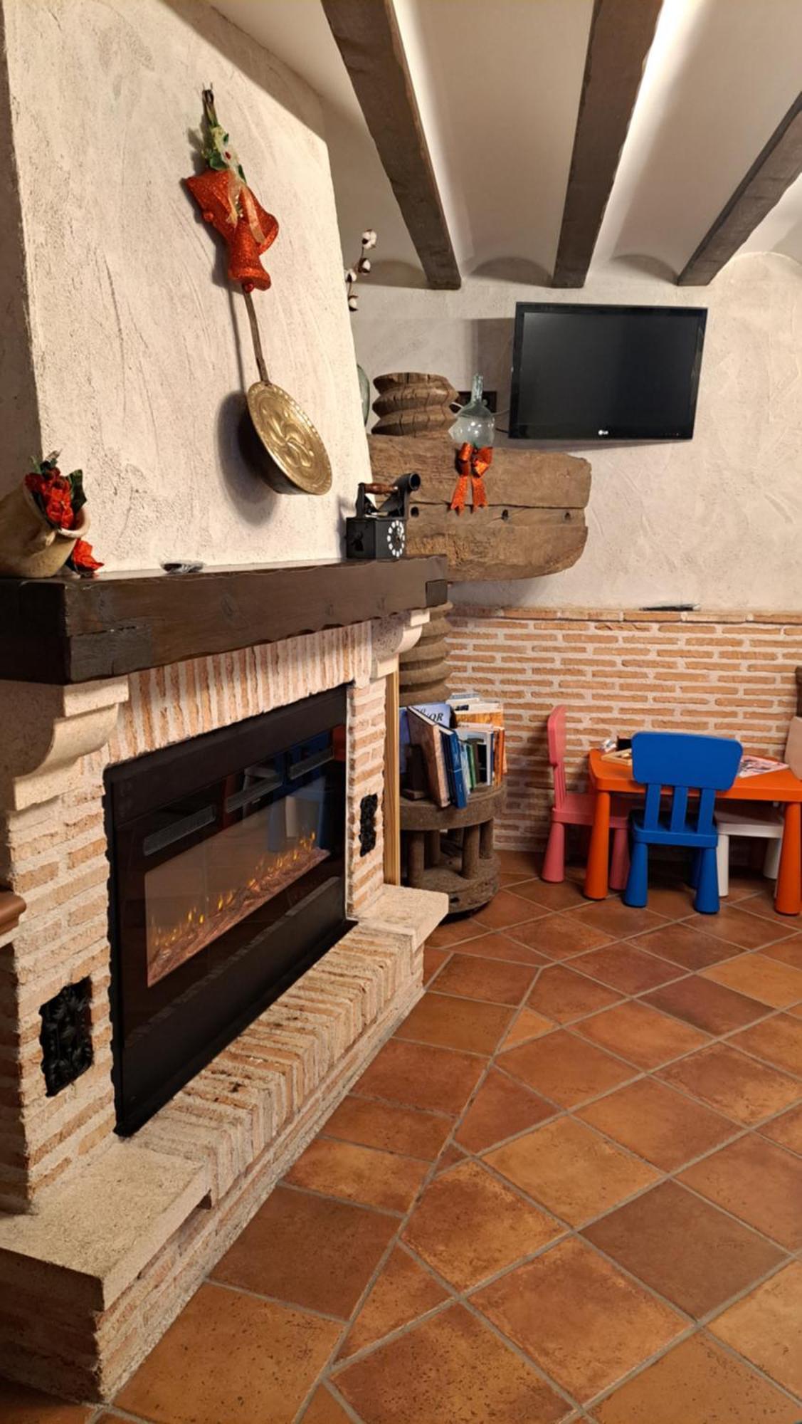 Casa Rural La Bodega, Ofrece Cata De Vino Gratis Horche Bagian luar foto