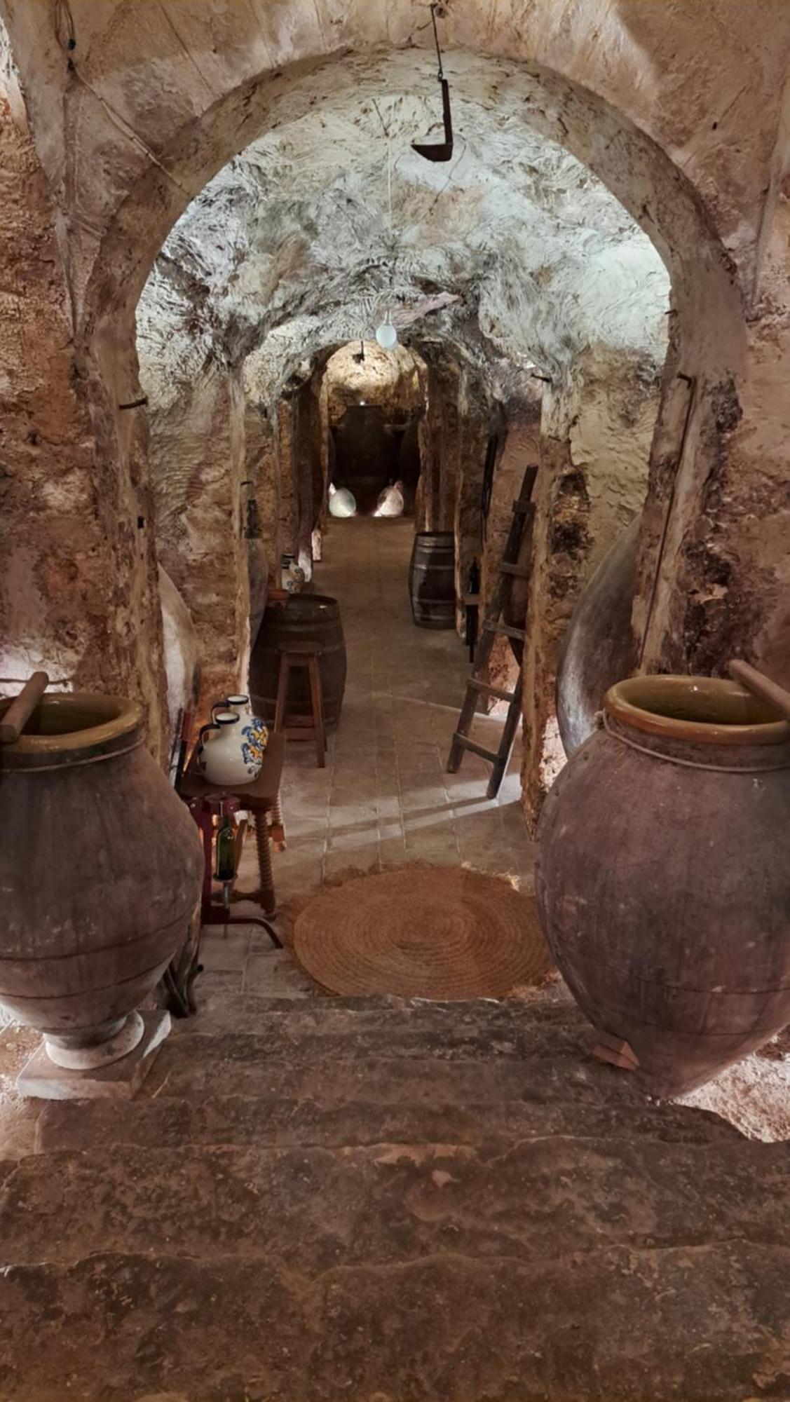 Casa Rural La Bodega, Ofrece Cata De Vino Gratis Horche Bagian luar foto